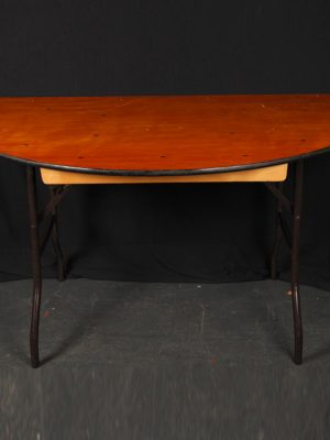 Half Round Table ( 5 ft x 2 ft 6 ins ) Used for making large oval tables )