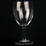 Wine Glass 8.6 oz / 240 ml ( traditional standard red wine glass )