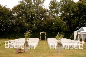 white resin chairs white resin chairs